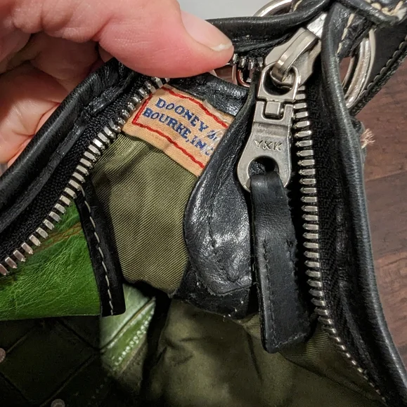 Vintage DOONEY and BOURKE green reptile print leather bag